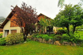 Le Pied des Thûres - Family Chalet to host memorable moments!